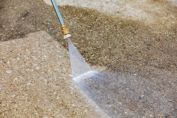 Best Restaurant Pressure Washing  in West Islip, NY